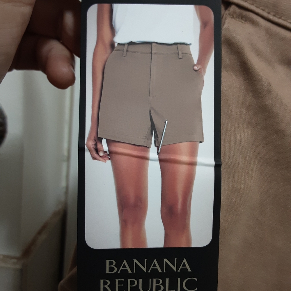 Banana Republic Women’s Brown Short Sz: 6